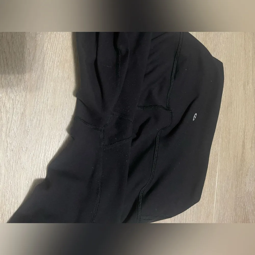 Lululemon  Black Leggings - Image 4