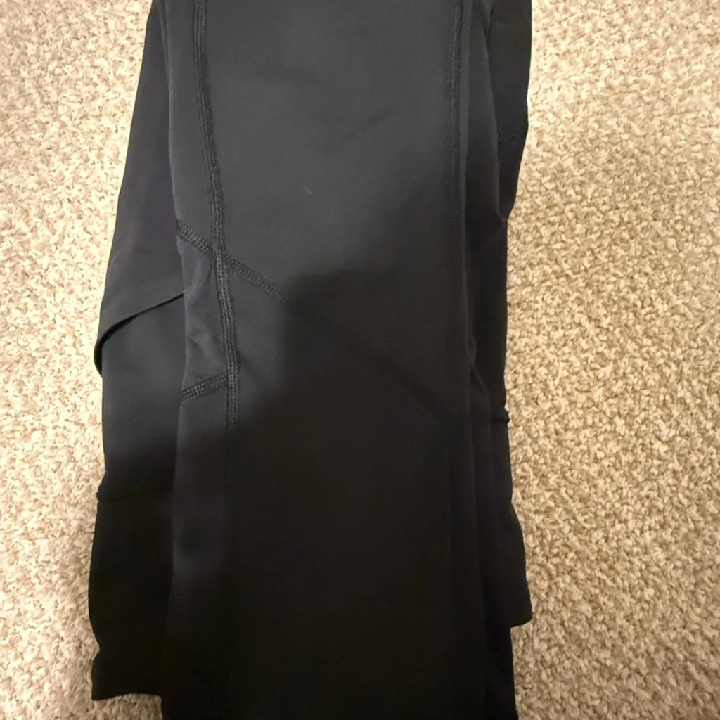Lululemon Align Jogger 28"
Black 4 - Image 9