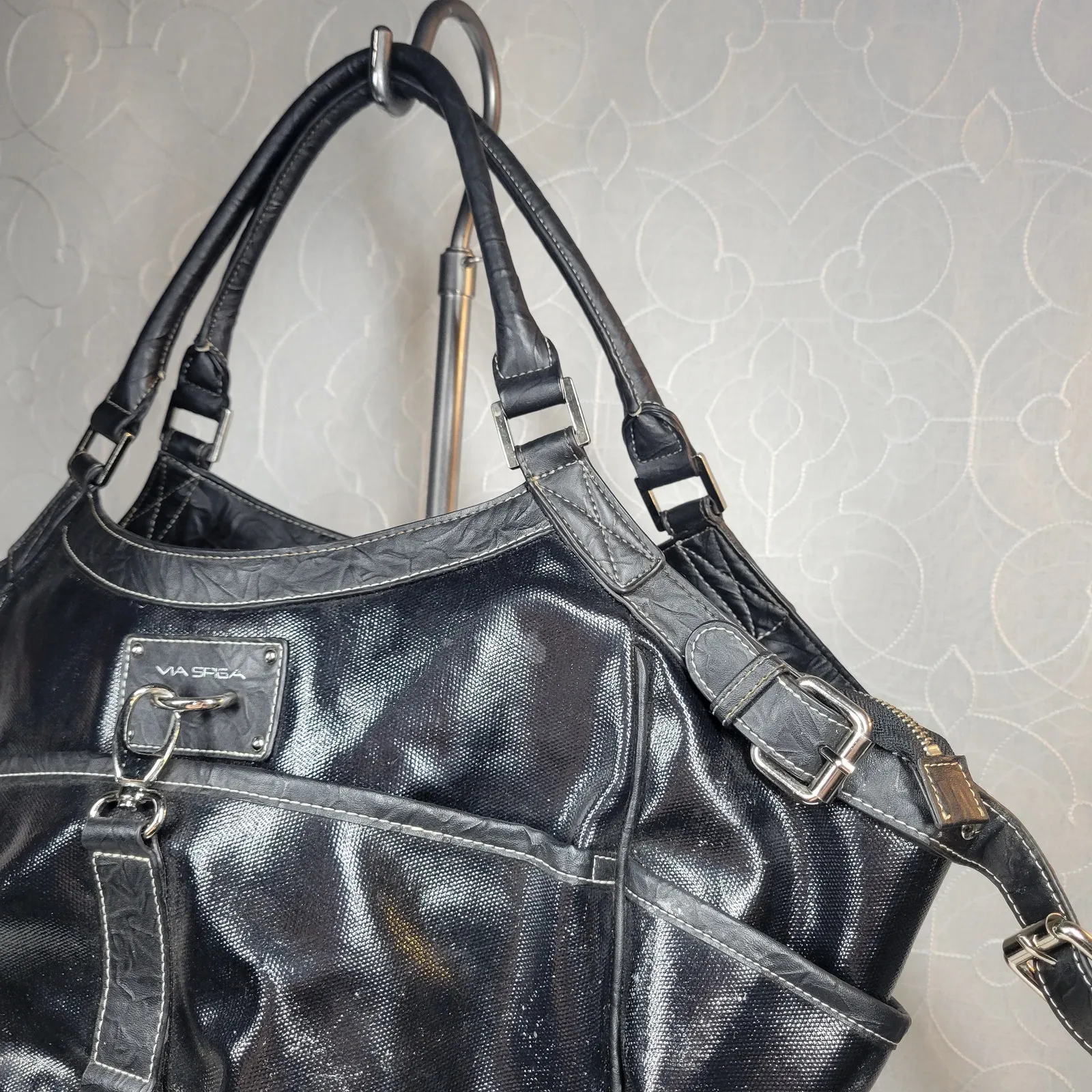 Via Spiga‎ Womens Shoulder Bag Large Black Patent Leather Pockets Lined Hobo - Image 9
