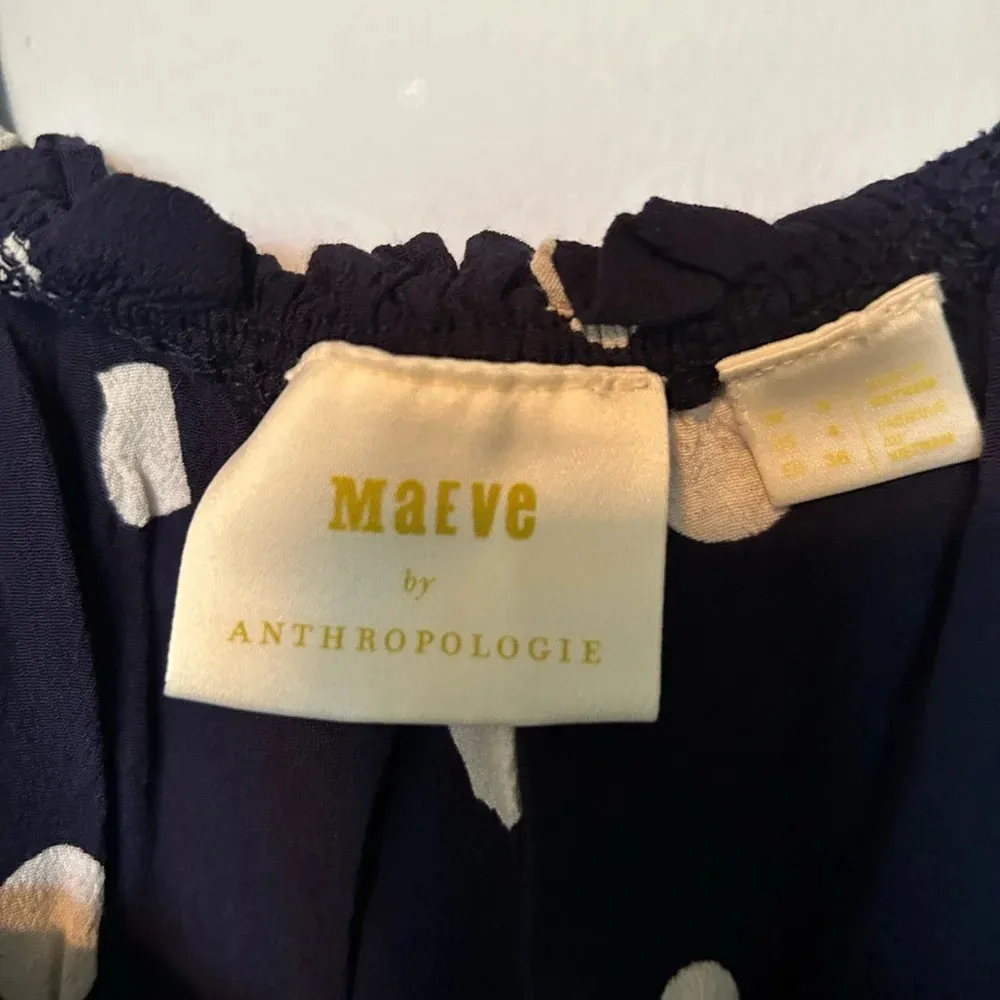 Maeve anthropoligie gauzy tank top navy white polka dot size 4 small medium - Image 3