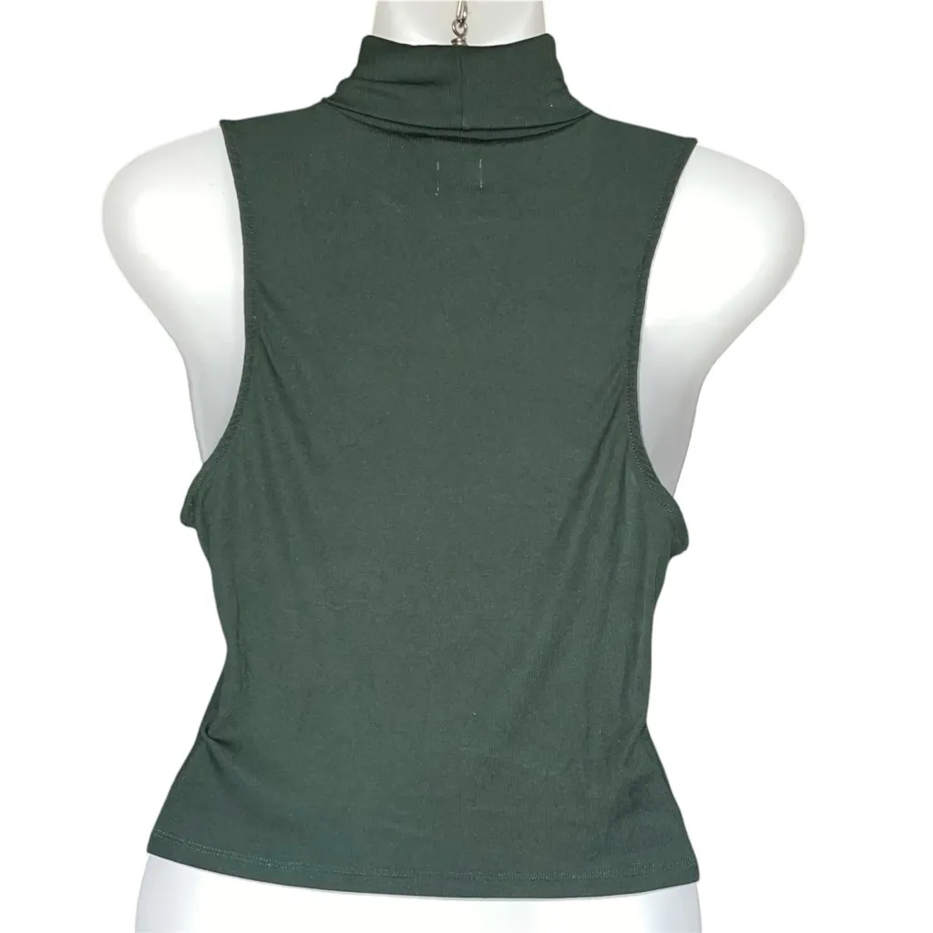 Aritzia Sunday Best Green Crop Tank Top Size M - Image 2