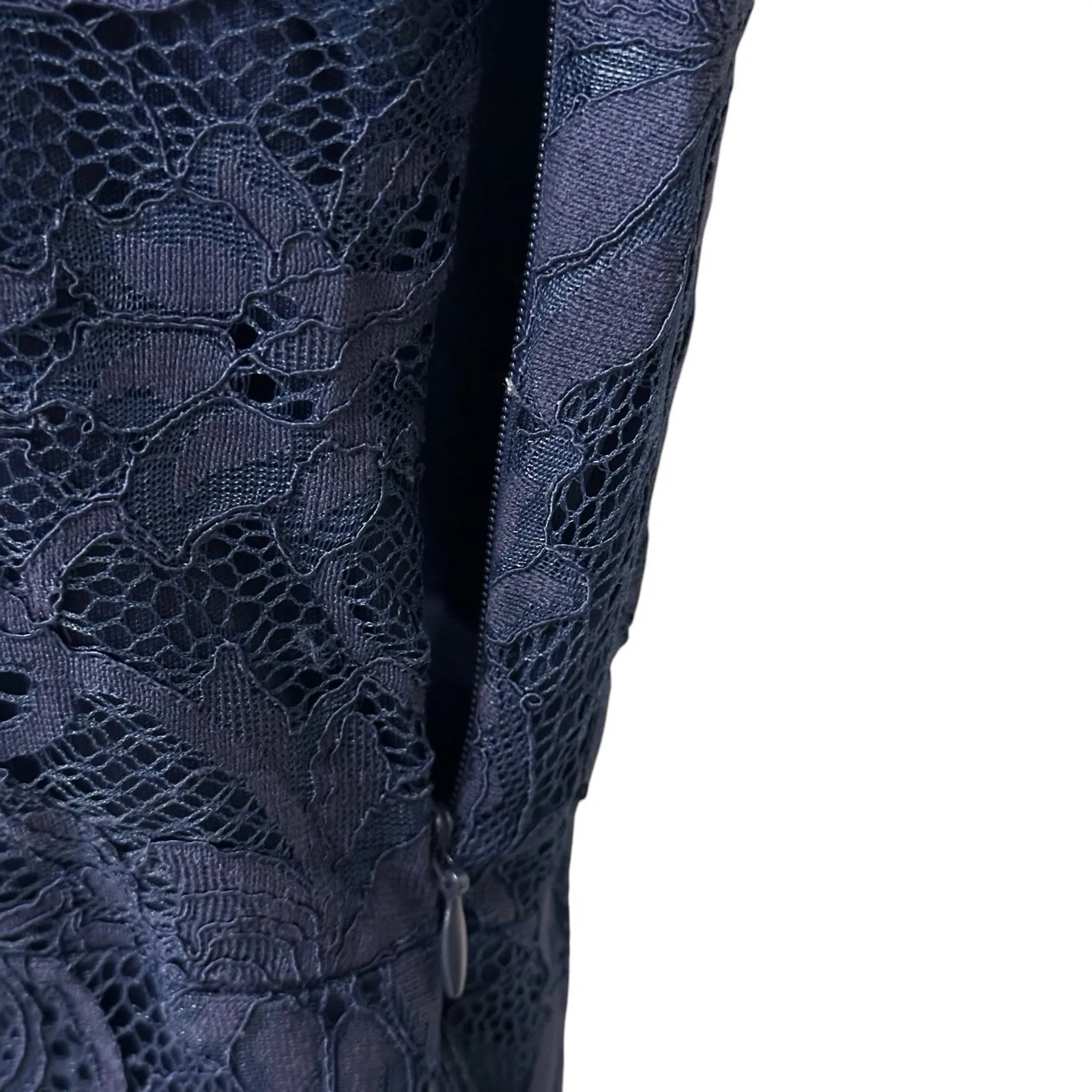 Storia Blue Lace Boutique Dress with‎ V- Neck & Short Sleeves Size Small NWT - Image 6