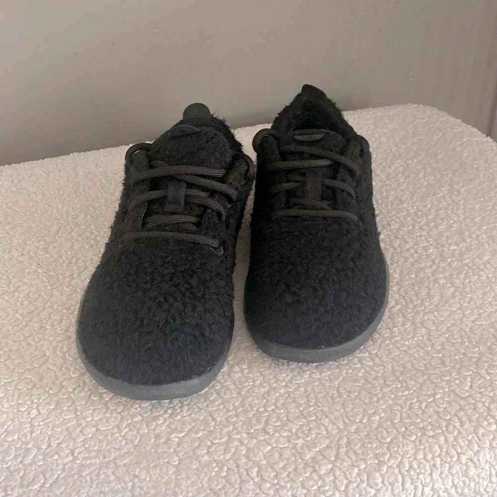 Womens Allbirds Wool Runner Black Fluff Size 7 - Image 3