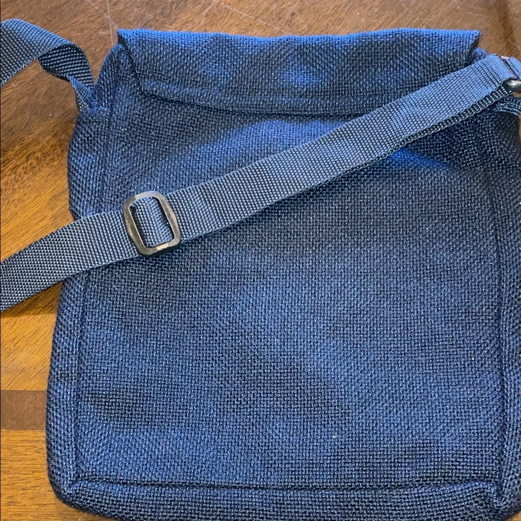 Ecuador Navy Blue Woven Boho Crossbody Bag - Image 7