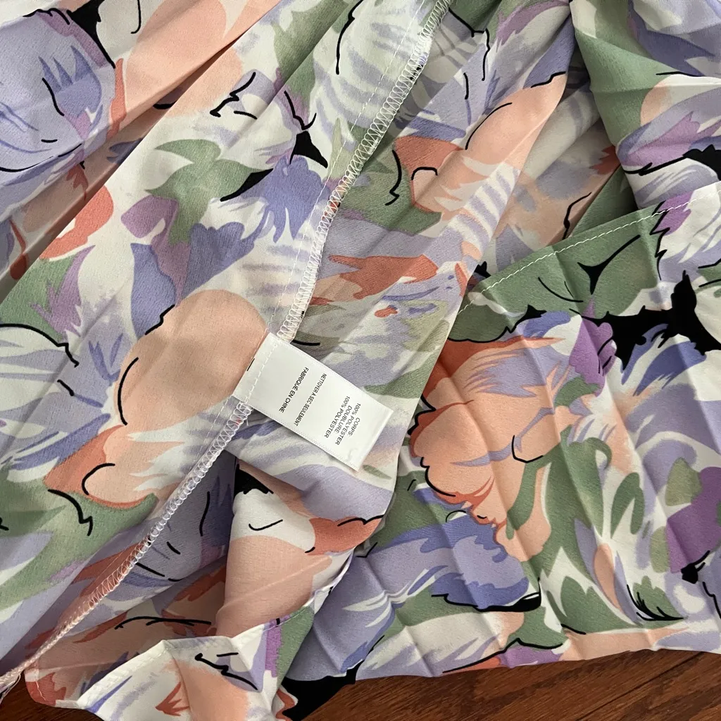 ASTR the label BLYTHE FLORAL PLISSE MIDI DRESS - Image 11