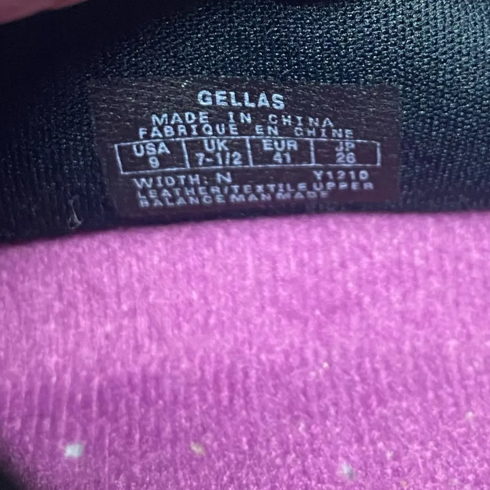 Easy Spirit Platform Anti Gravity Women's lightweight Tennis Shoes with Velcro. - Image 10