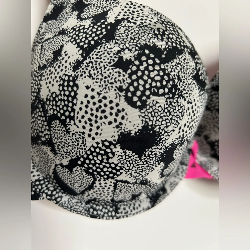 Kensie  Lightly Lined Convertible Bra - Image 5