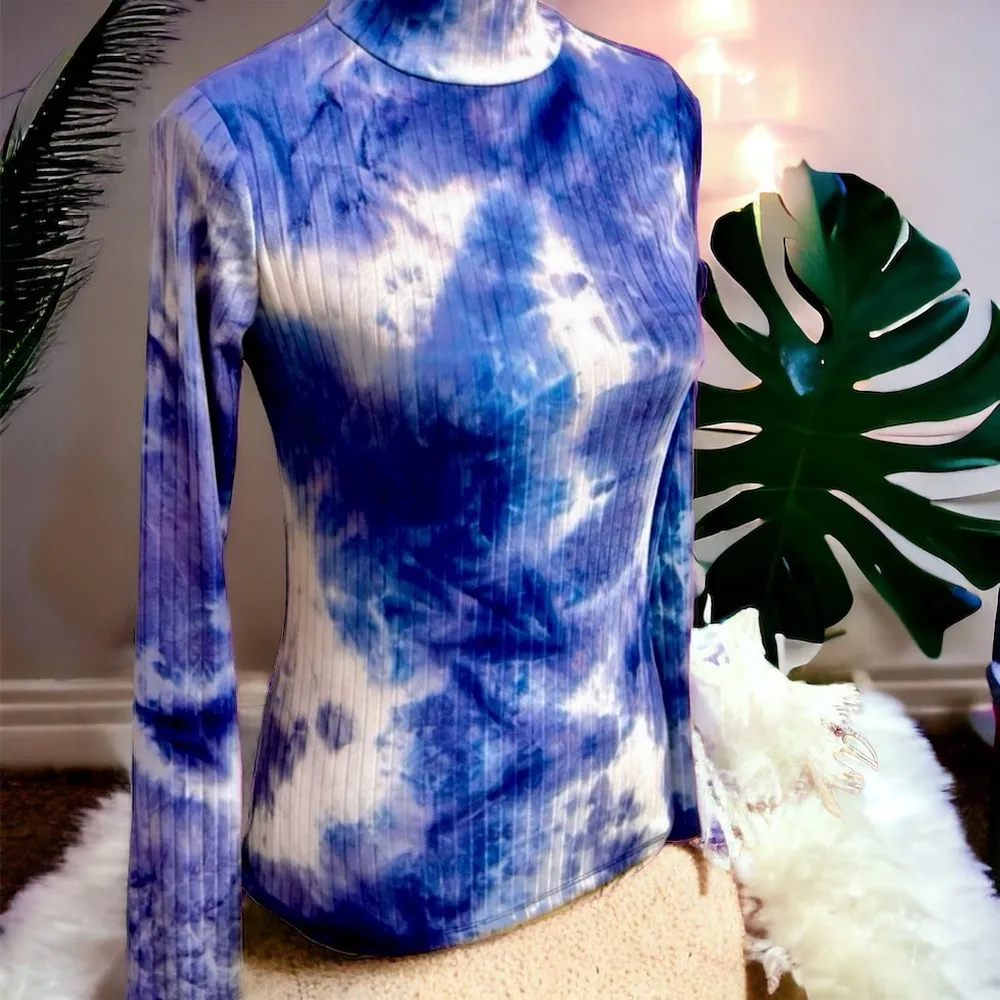Tie Dye Long Sleeve Shirt - Image 4