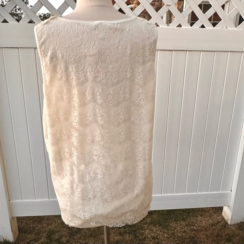 Dressbarn Sleeveless Crochet Scoop Neck Tunic Top - Image 9