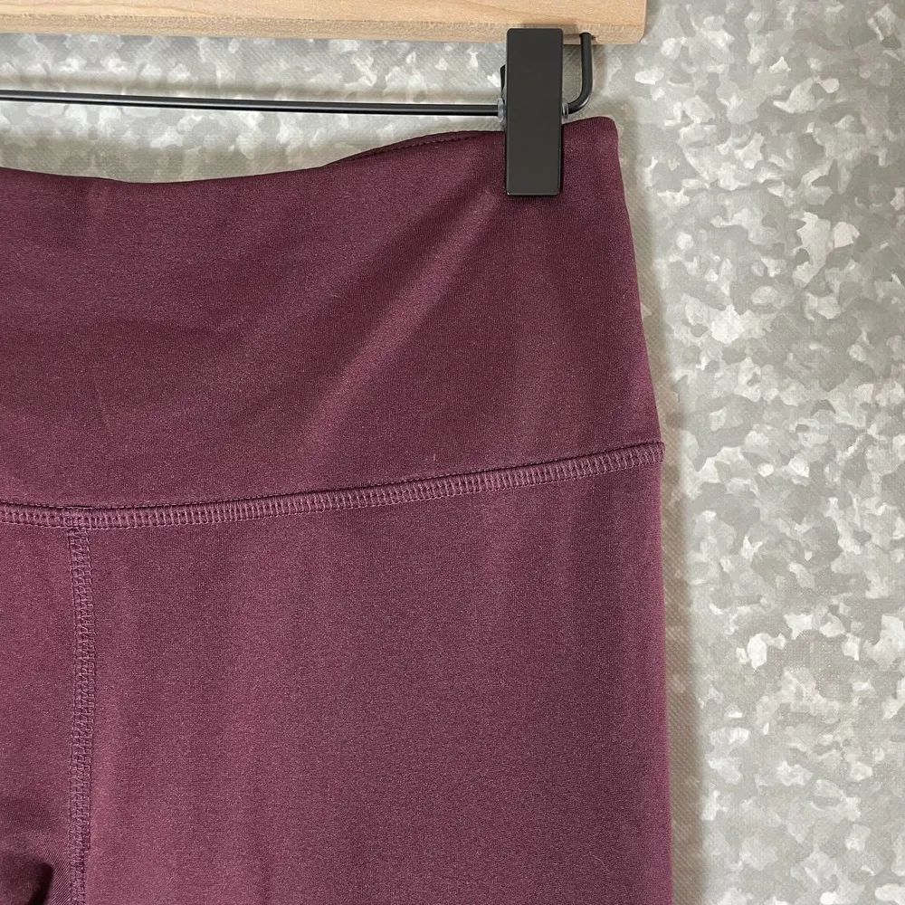 Apana Burgundy Gold Flecked Legs Activewear Leggings - Size Small - High Rise - Image 2