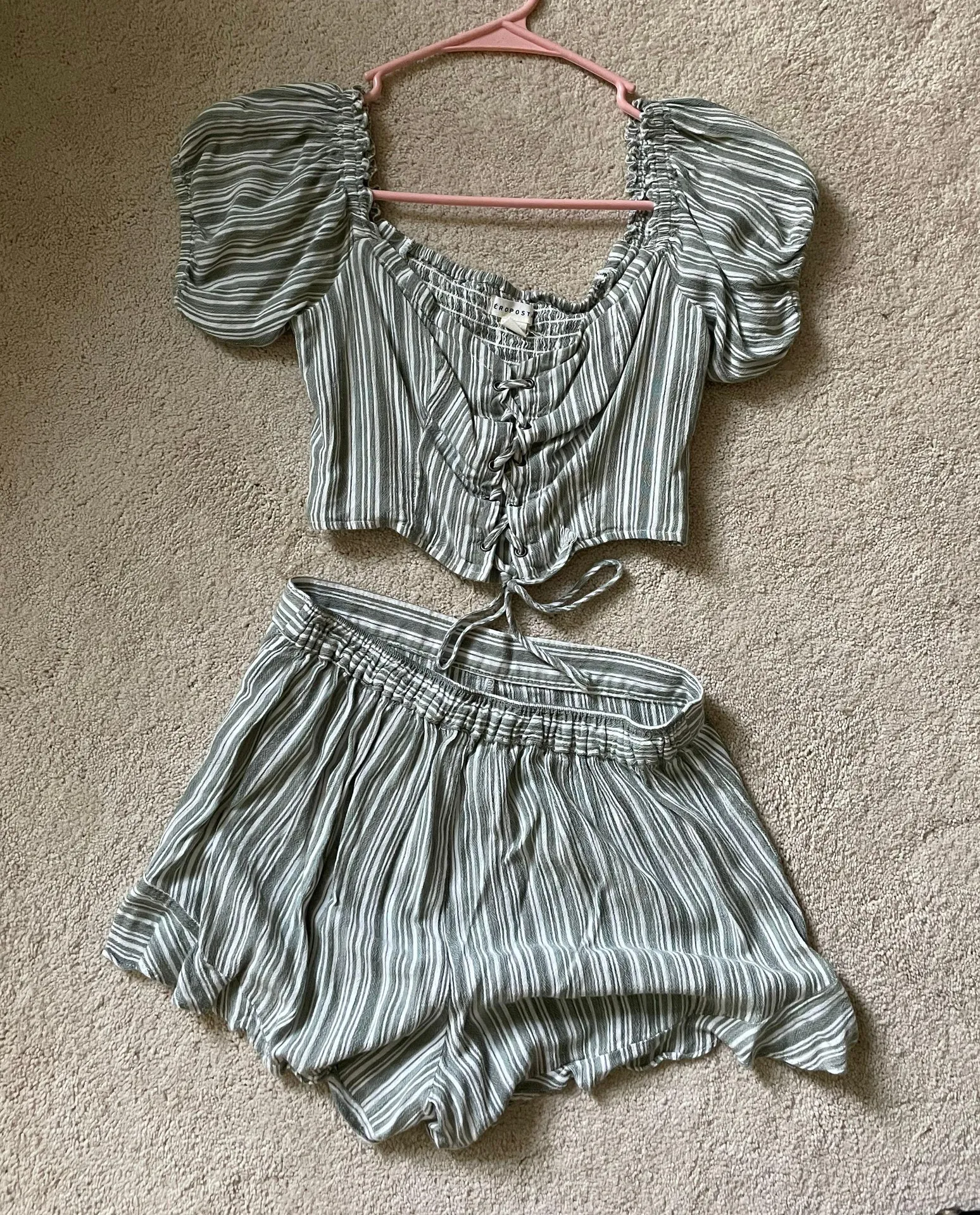 Aeropostale Crop Top & Shorts - Image 2