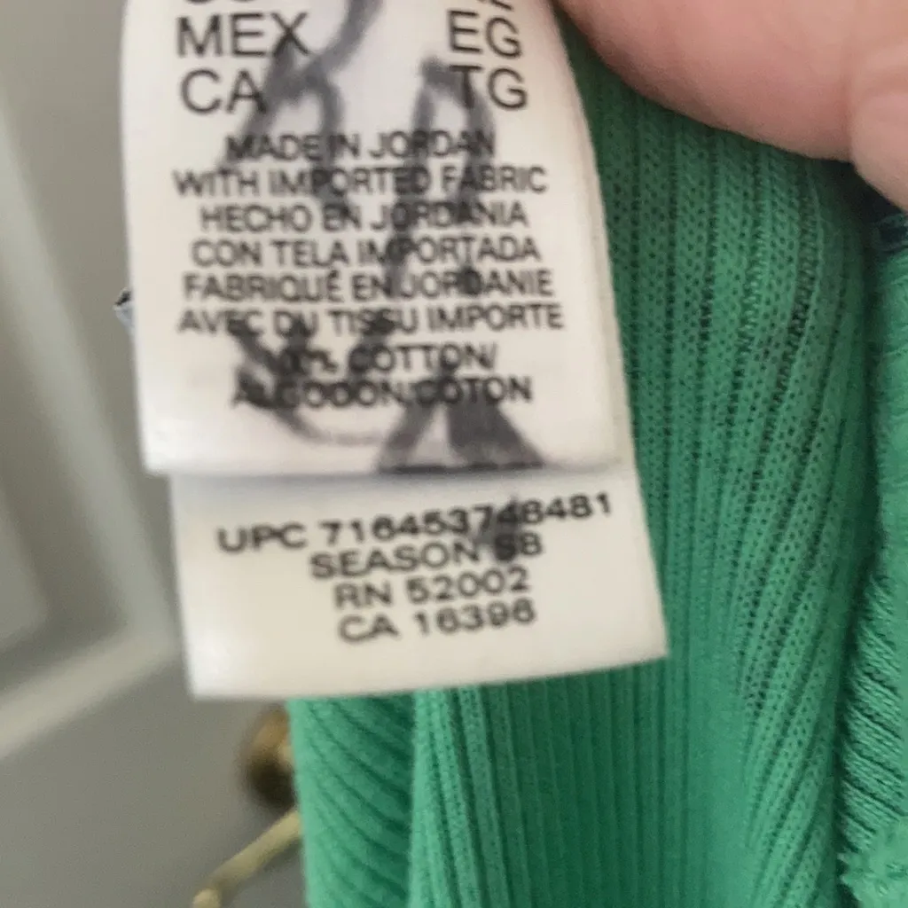 FINAL MARKDOWN First issue ribbed top xl - Image 4