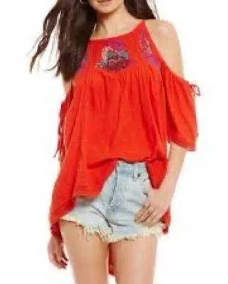 Free People fast times embroidered red cold shoulder high low top size medium - Image 2
