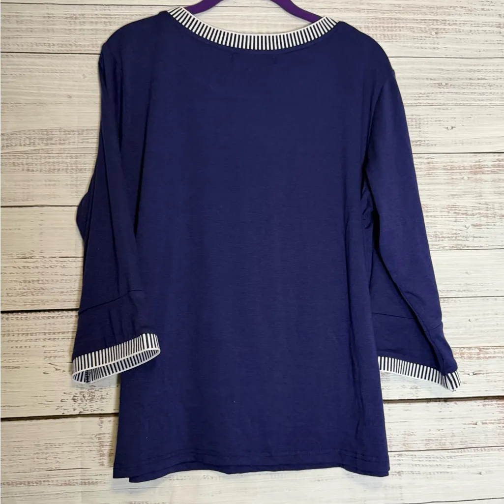 Elegant Navy Blouse with Striped Details - Image 2