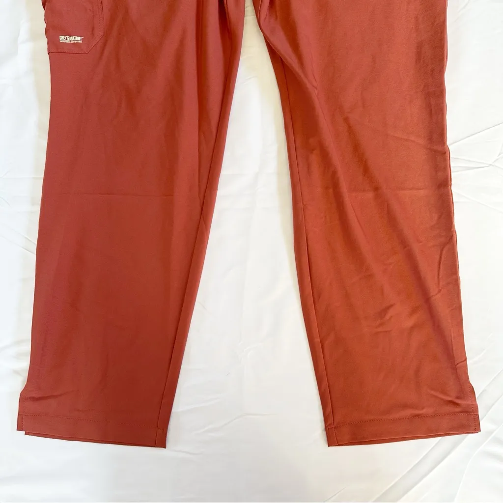 NWT Grey's Anatomy Cosmo 6-Pocket Mid-Rise Tapered Leg Pant size 3X Sedona Red - Image 3