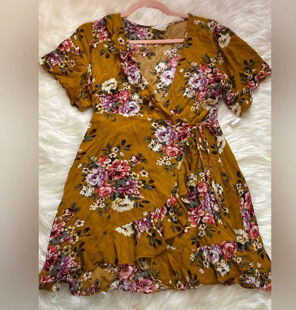 Love Riche Romantic Floral Dress! - Image 5