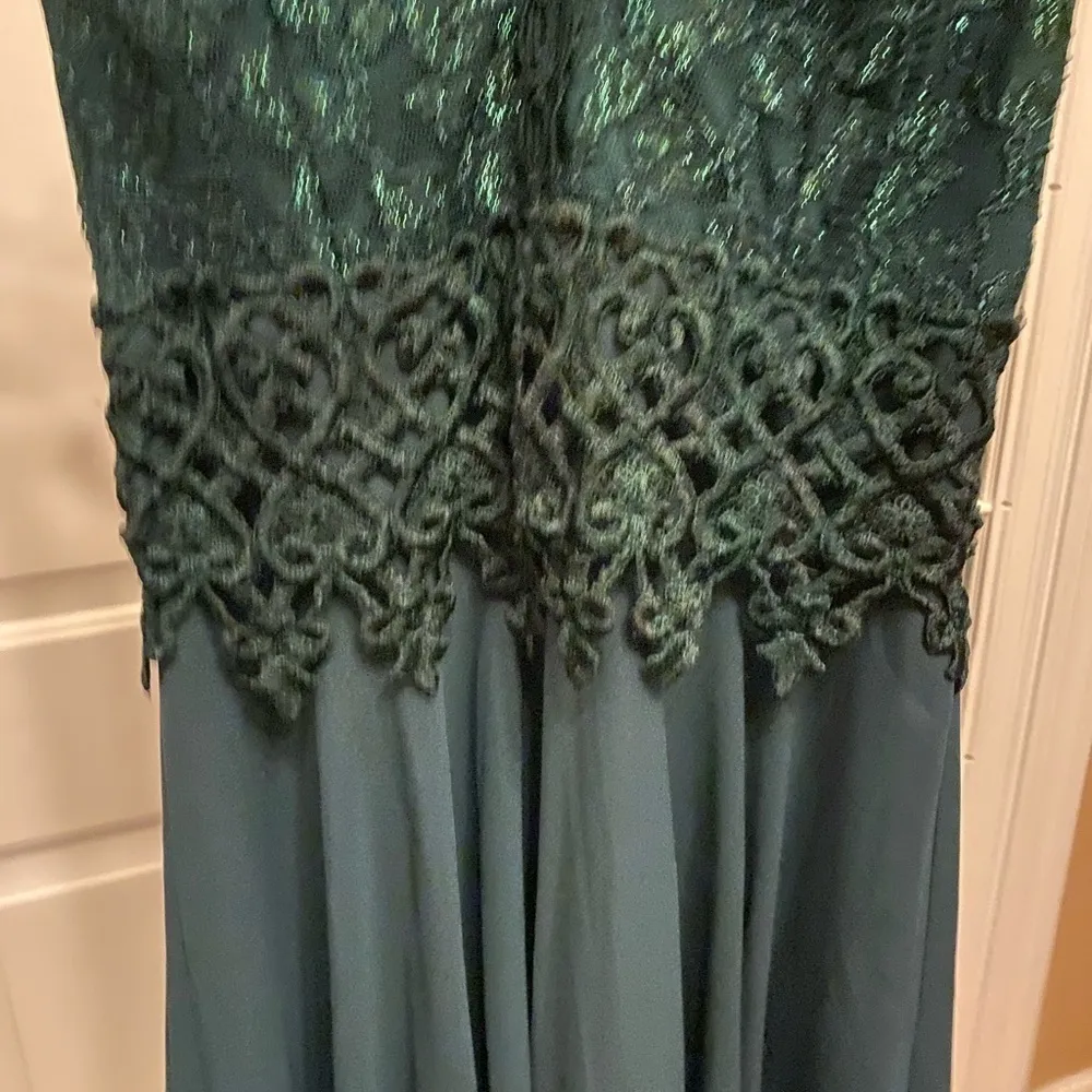 ASPEED SIZE M LACE AND CHIFFON FULL LENGTH GOWN - Image 7