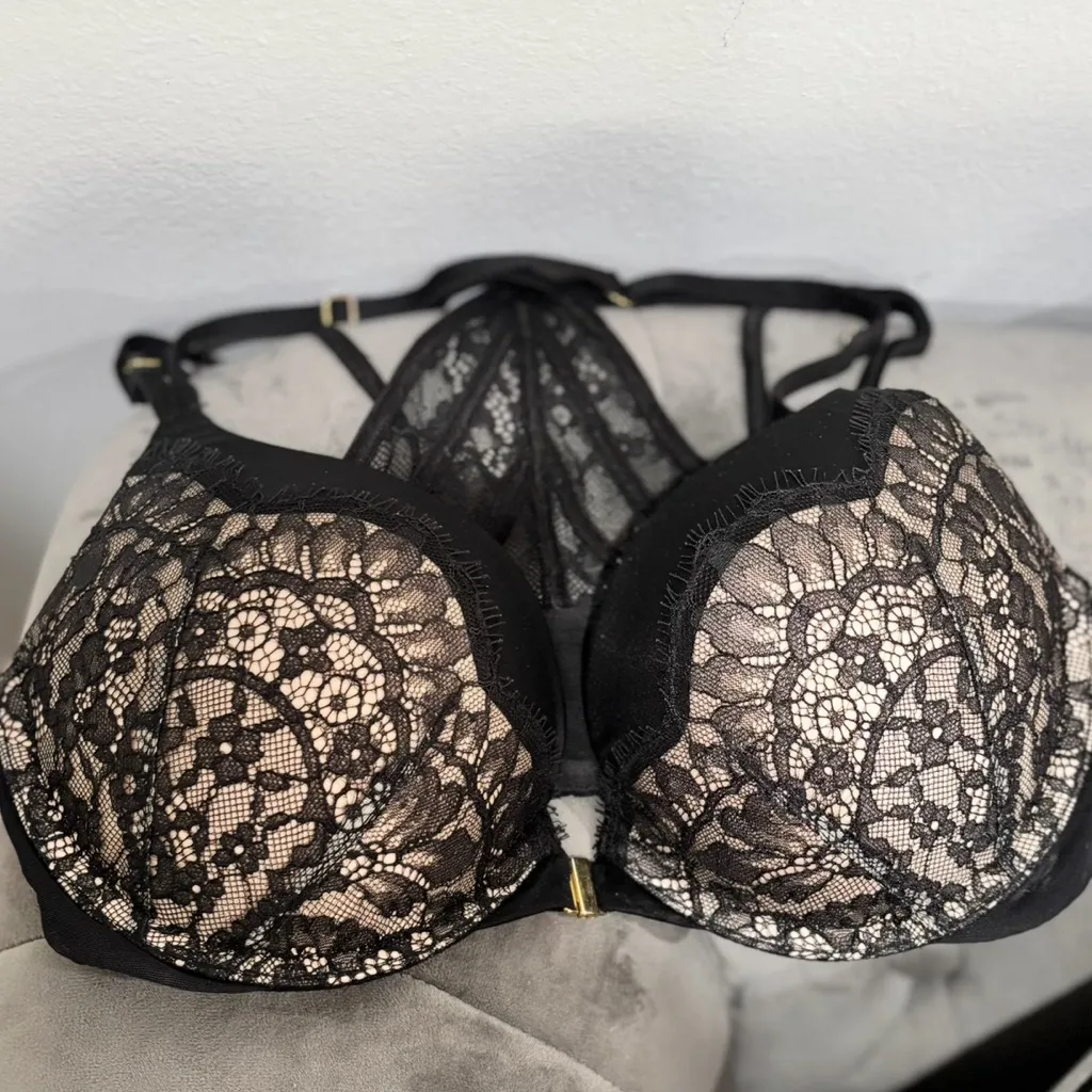 Victoria’s Secret Very Sexy Push-Up Black Lace Overlay Bra w/Lacy Strappy Back - Image 5