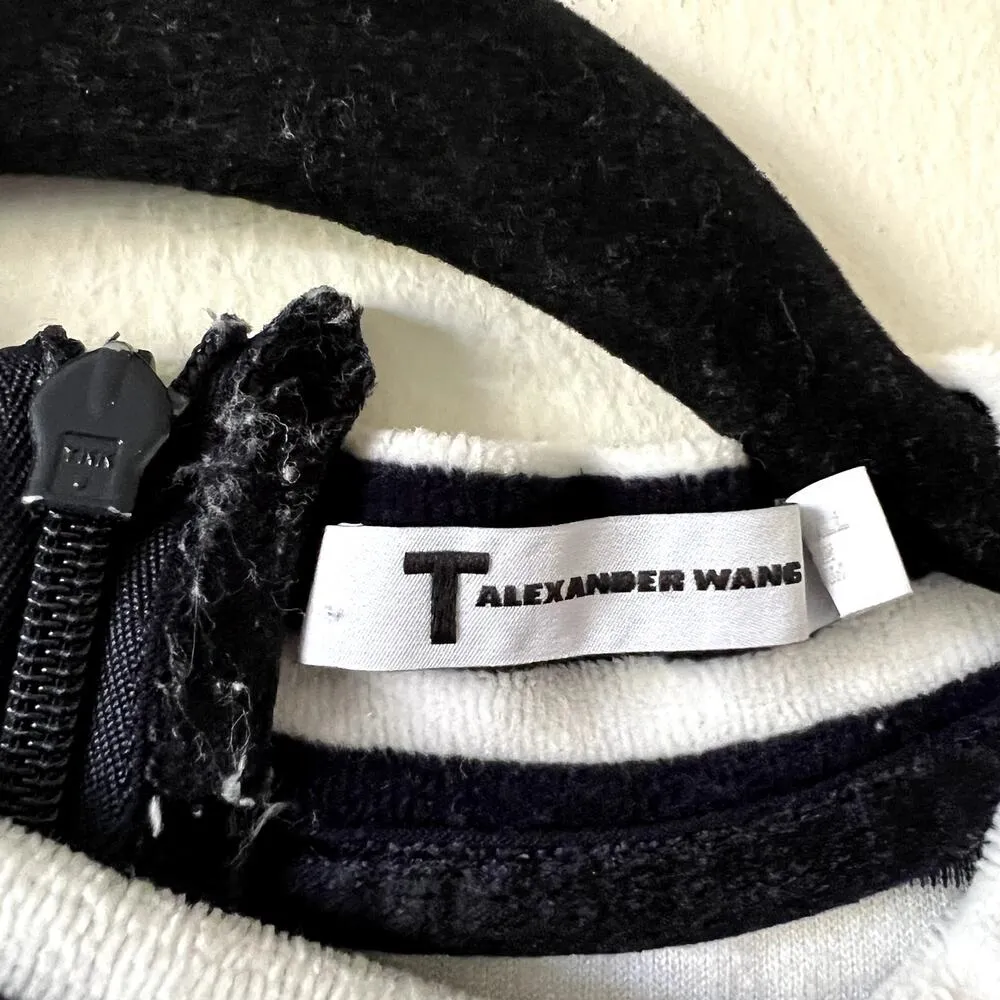 Alexander Wang Velvet Short Sleeve Mock Neck Top in Navy white size S C10 - Image 3