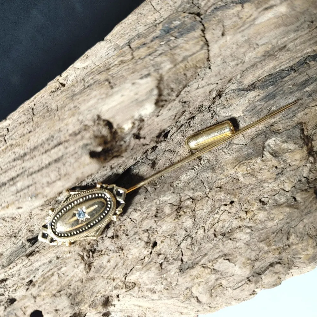 Kensington Vintage Avon Victorian Revival Gold Tone Stick Pin Central Rhinestone - Image 8