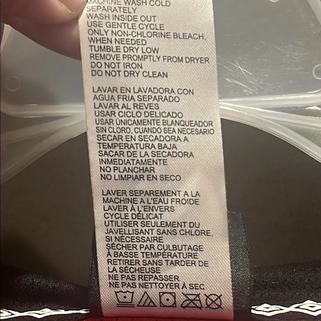 Vintage Umbro Red and Black Windbreaker Jacket, Size S - Image 6