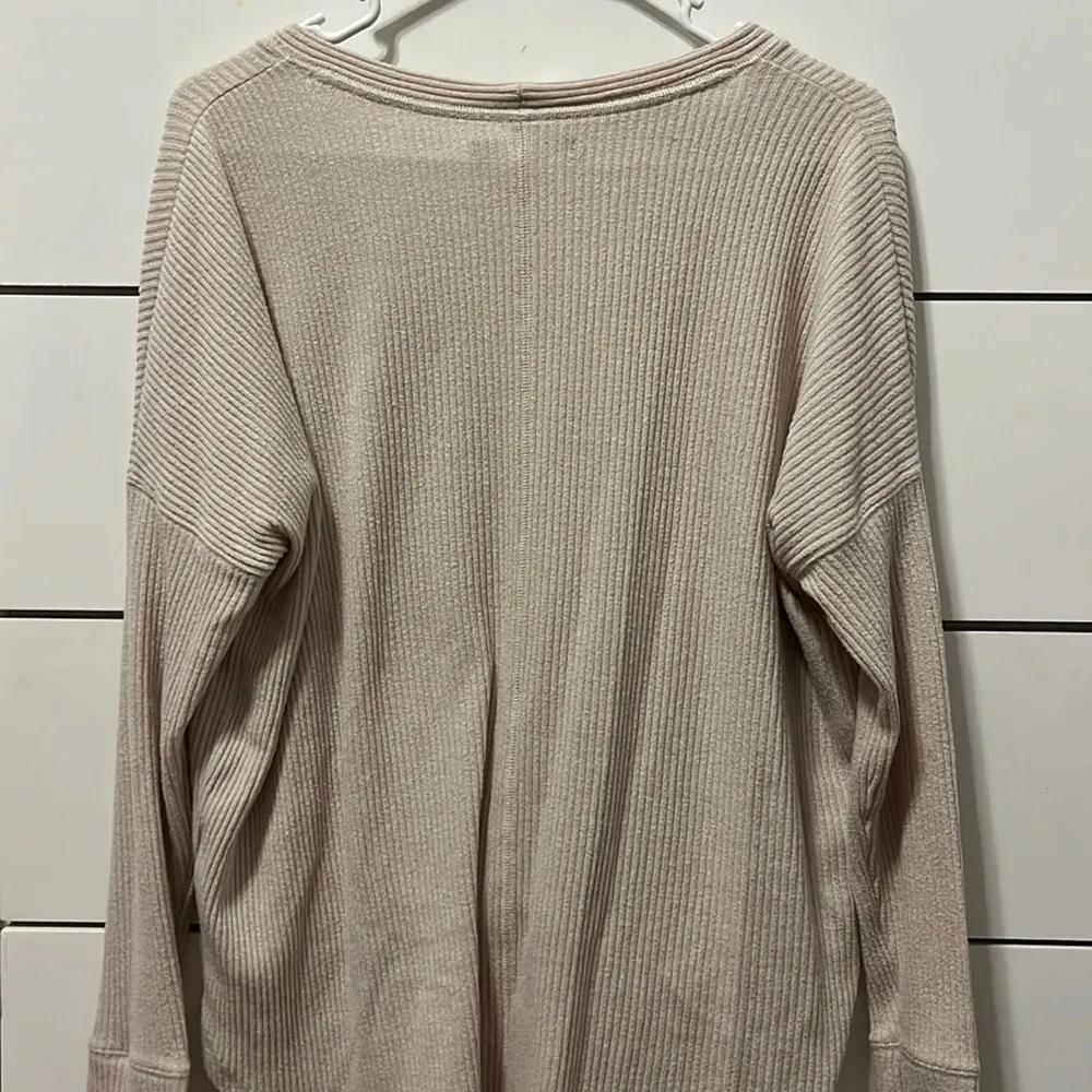 Abercrombie Cream Button Down Sweater - Image 3