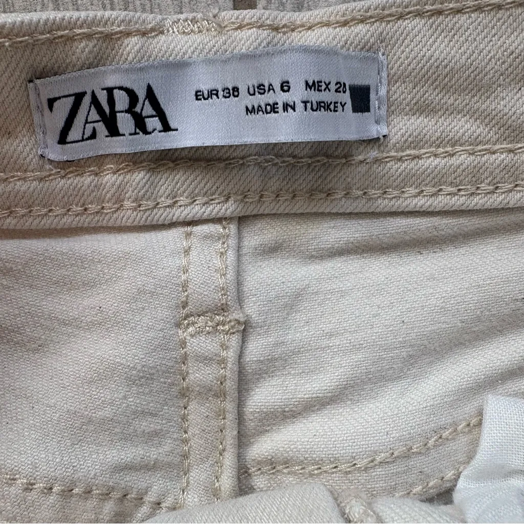 ZARA Ecru Wide Straight Leg Side Vent High Rise Jeans, Sz 6, 32.5” Inseam - Image 9
