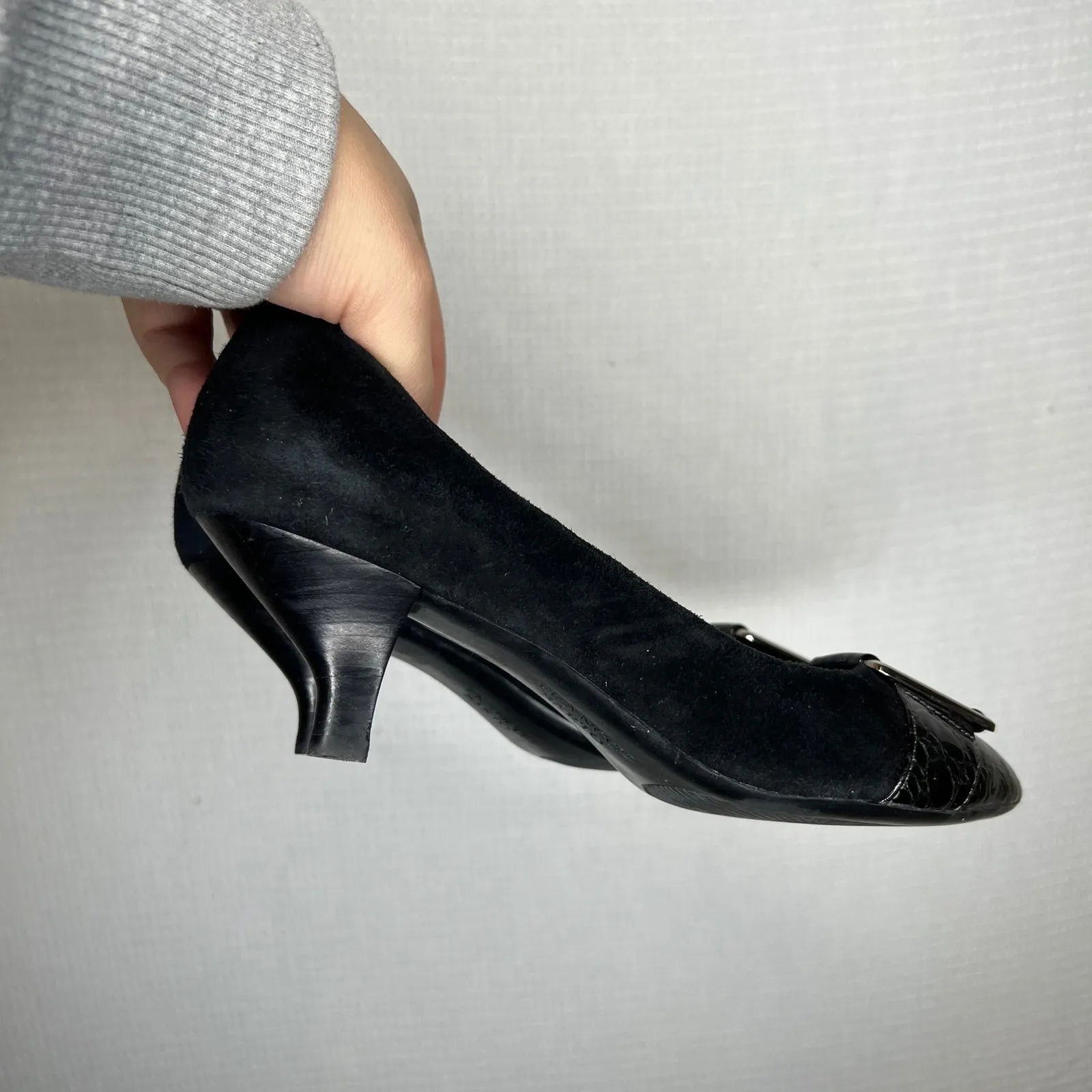 Franco Sarto Vintage 6.5 Black‎ Suede & Leather Heels Pointed Toe Buckle Pumps - Image 3