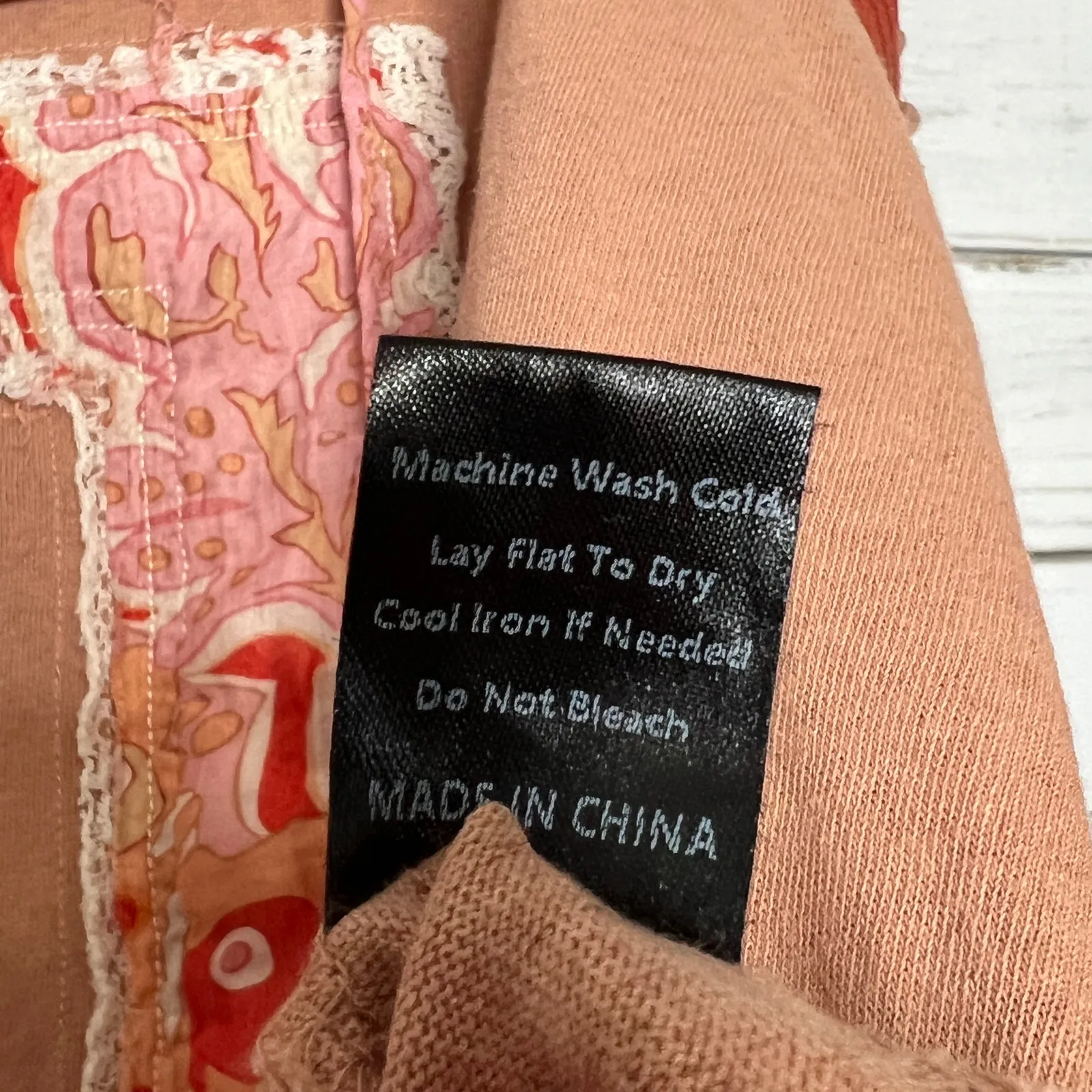 POL Patchwork 91 Hoodie Top Small Boho V-Neck Long Sleeve Graphic Pullover - Image 6