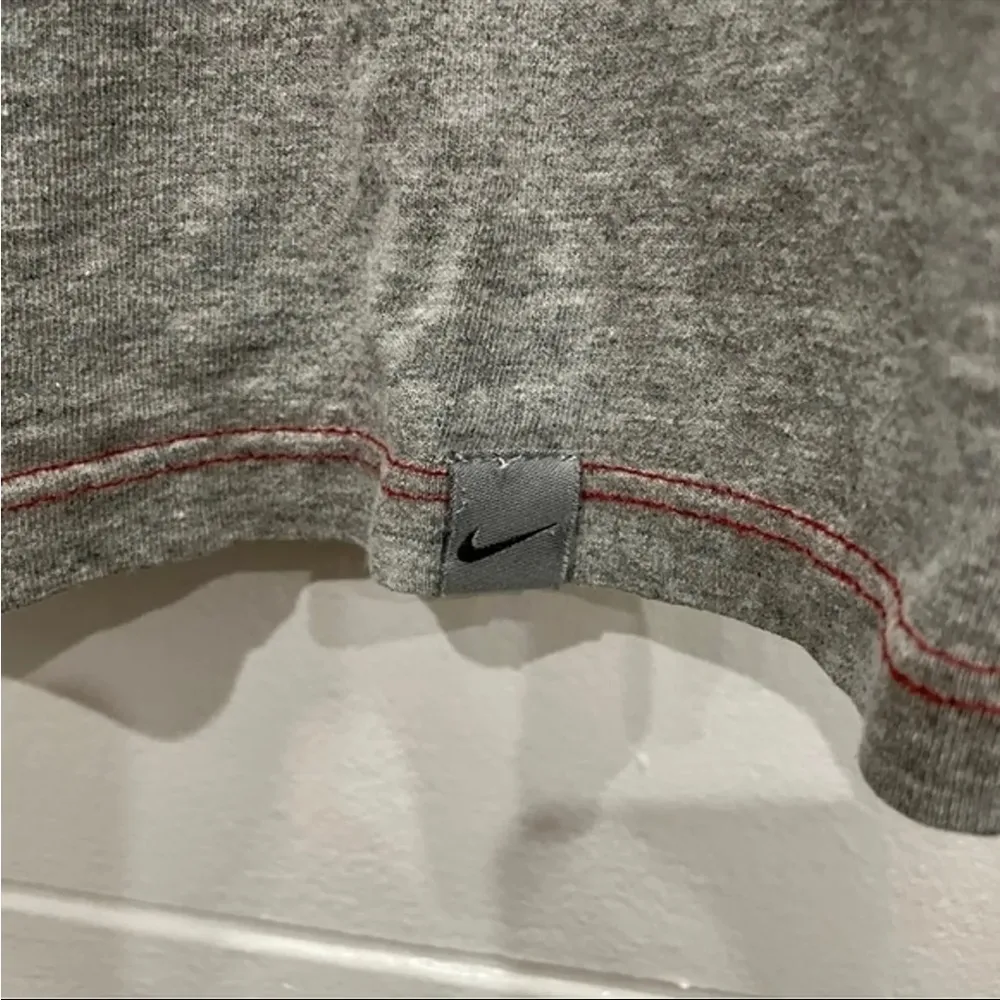 Nike Y2K Grey Velvet T Shirt - Image 4