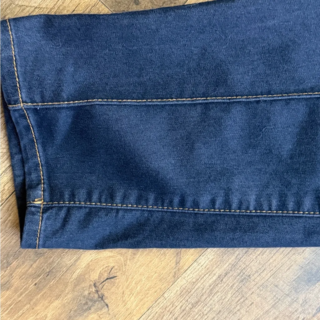 Chico's The Platinum Ankle Skinny Jeans size 1 31-32 inch waist 29 inseam - Image 2