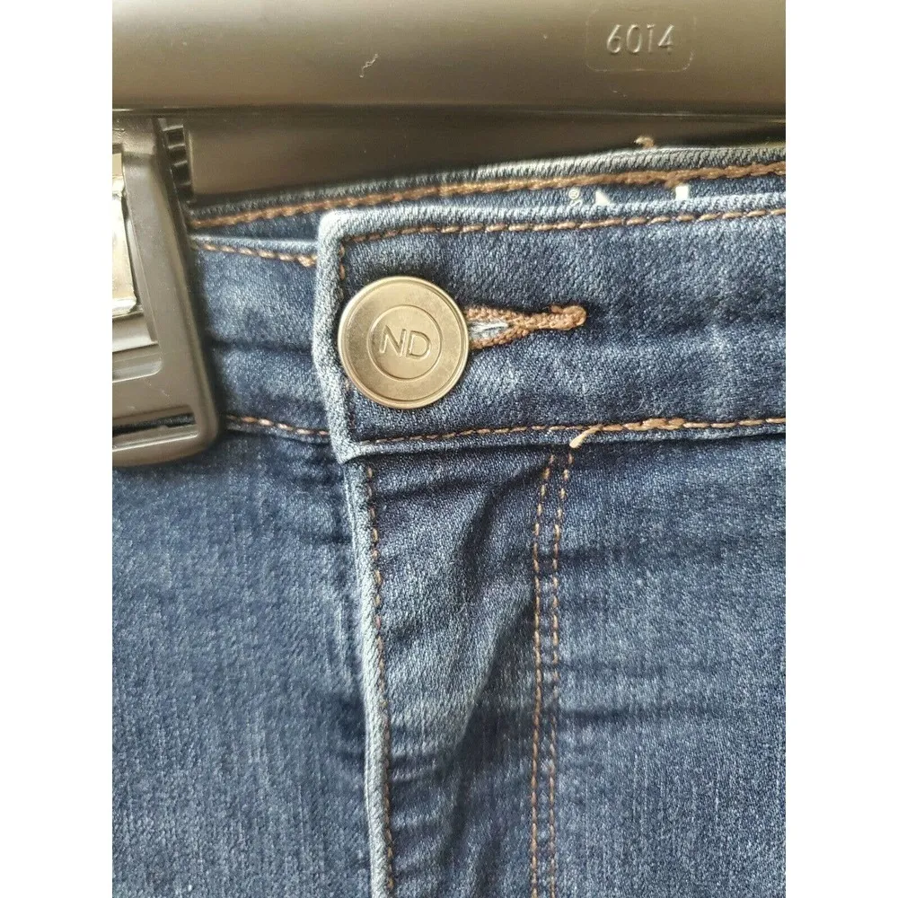 New Direction Women's Denim Blue Cotton Mid Rise Curvy Capri Jeans Pants Size 22 - Image 2