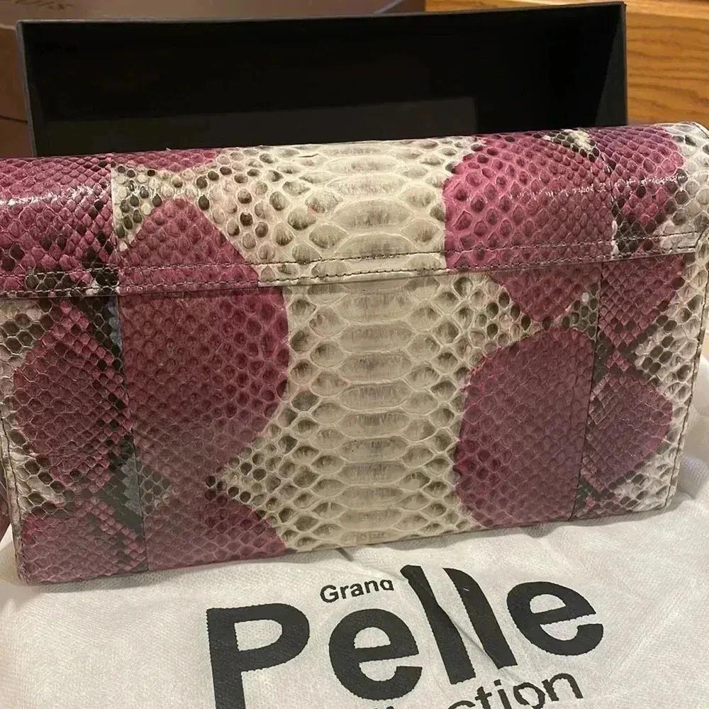 🎁NWT/Exotic Collection Python 🐍 Pelle clutch Purple - Image 2