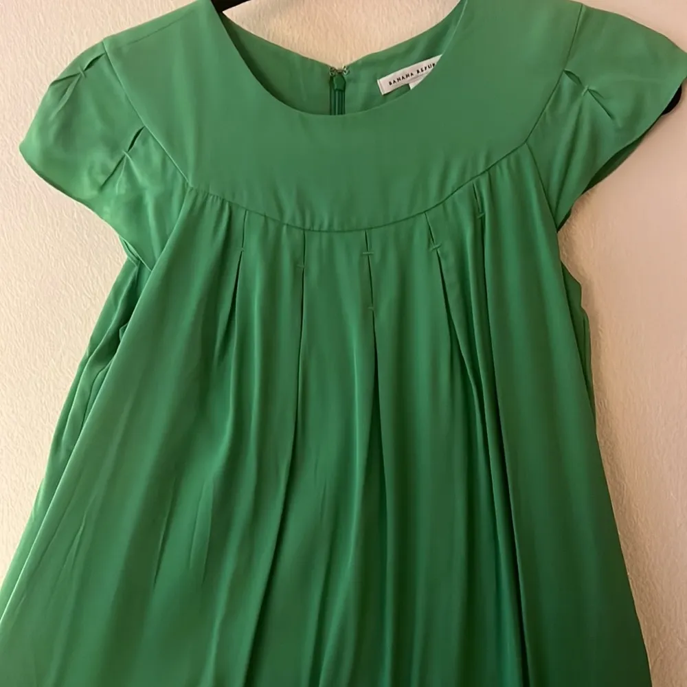 Banana Republic Lime Green Pleated Dress - Image 3