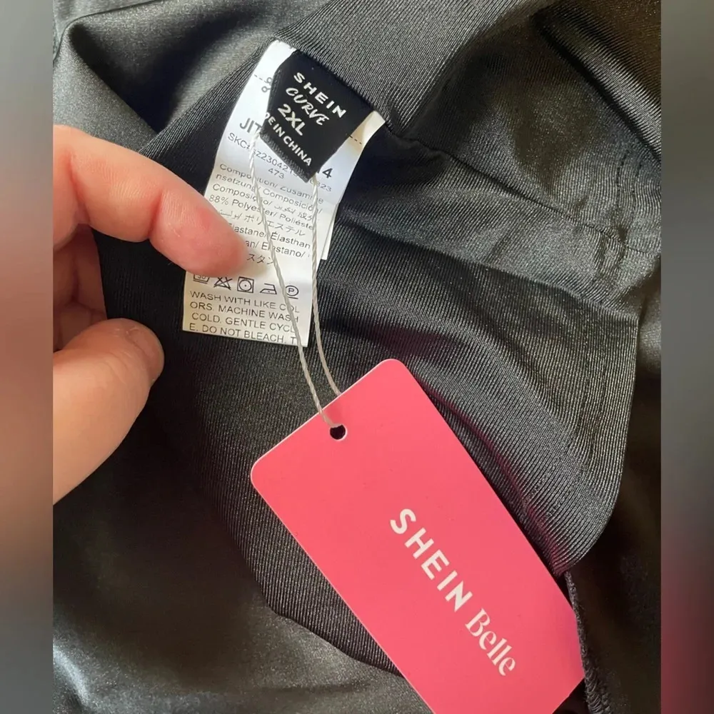 Shein Curve Dress​​​​ - Image 9