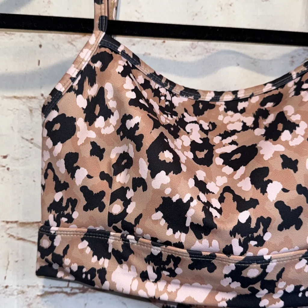 Cleo Harper White and Black Activewear sports bra pullover no pads animal print Brown Size M - Image 2