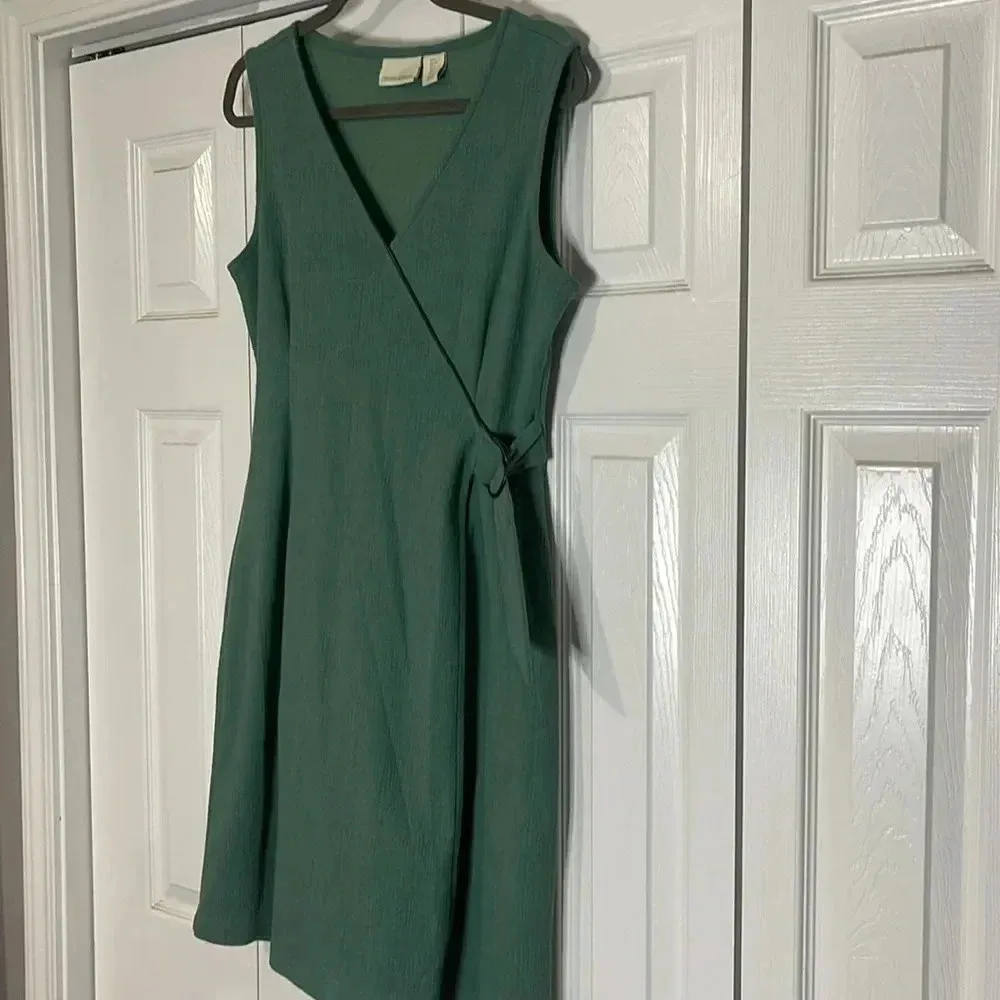 Cynthia Rowley Green v-neck wrap dress - Image 6