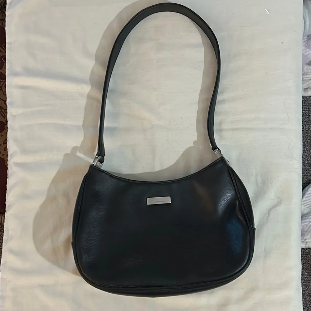 LIZ CLAIBORNE Black Leather Shoulder Bag - Image 2