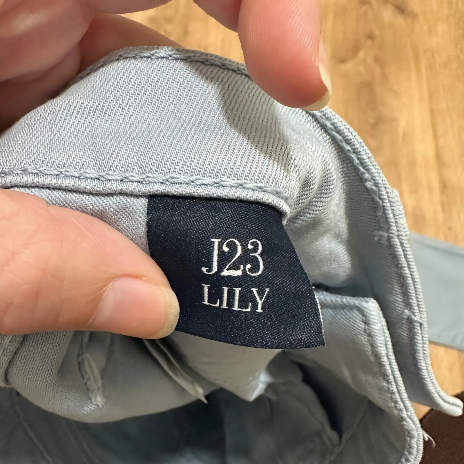 Armani Jeans | Women's NWT Push Up Light Blue J23 Lily Skinny Pants Trousers, 25 - Image 5