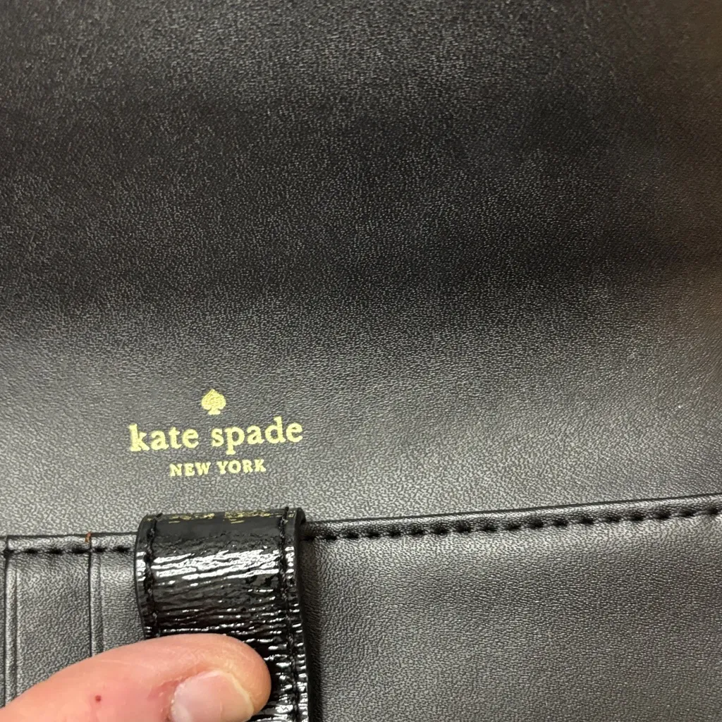 Kate Spade Black and Gold Wristlet - Image 7
