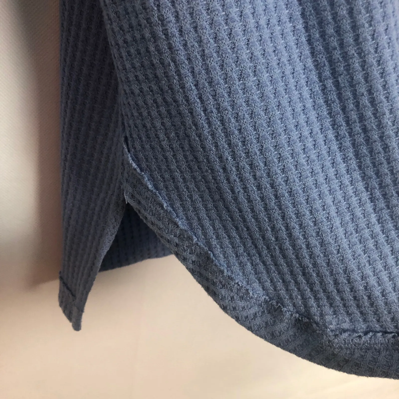 Gloria Vanderbilt Waffle knit Blue Oversize Sweater Top - Image 9