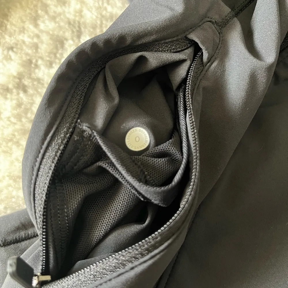 Lululemon Mist Over Windbreaker - Image 9