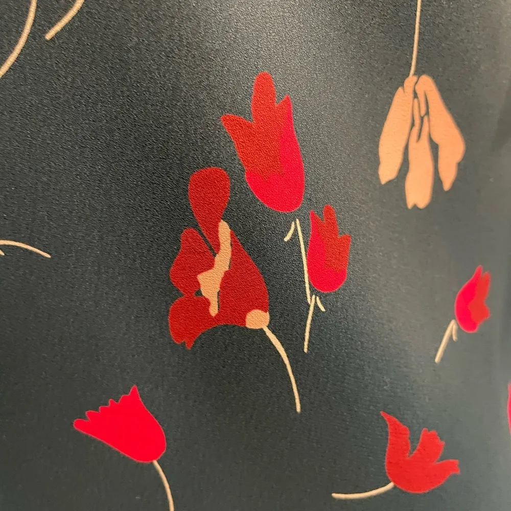 NWOT JOIE MSRP $198 Ashtina Floral Flounce Blouse Size S Short Sleeve - Image 4