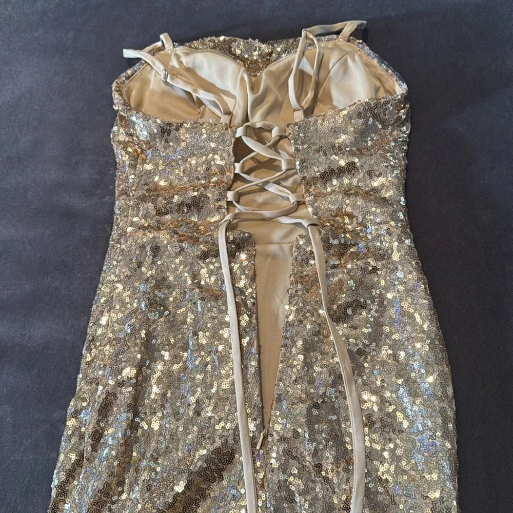 Women’s Gold Sequined Short Homecoming Dress Ruffle Hem Corset Back Size 2 NEW - Image 11