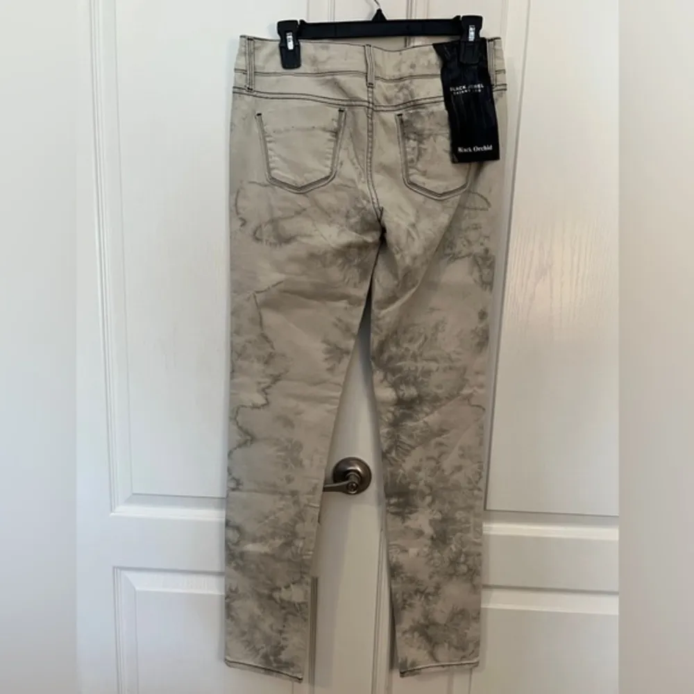 BLACK ORCHID 28 Black Jewel Skinny Leg Distressed Denim Jeans Gray Tie-Dye - Image 4