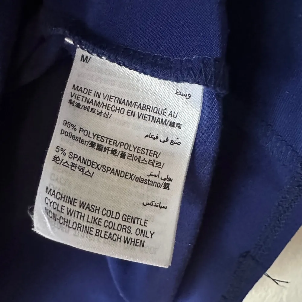 Alfani Royal Blue Cut Out Top Women's Size M - Image 6