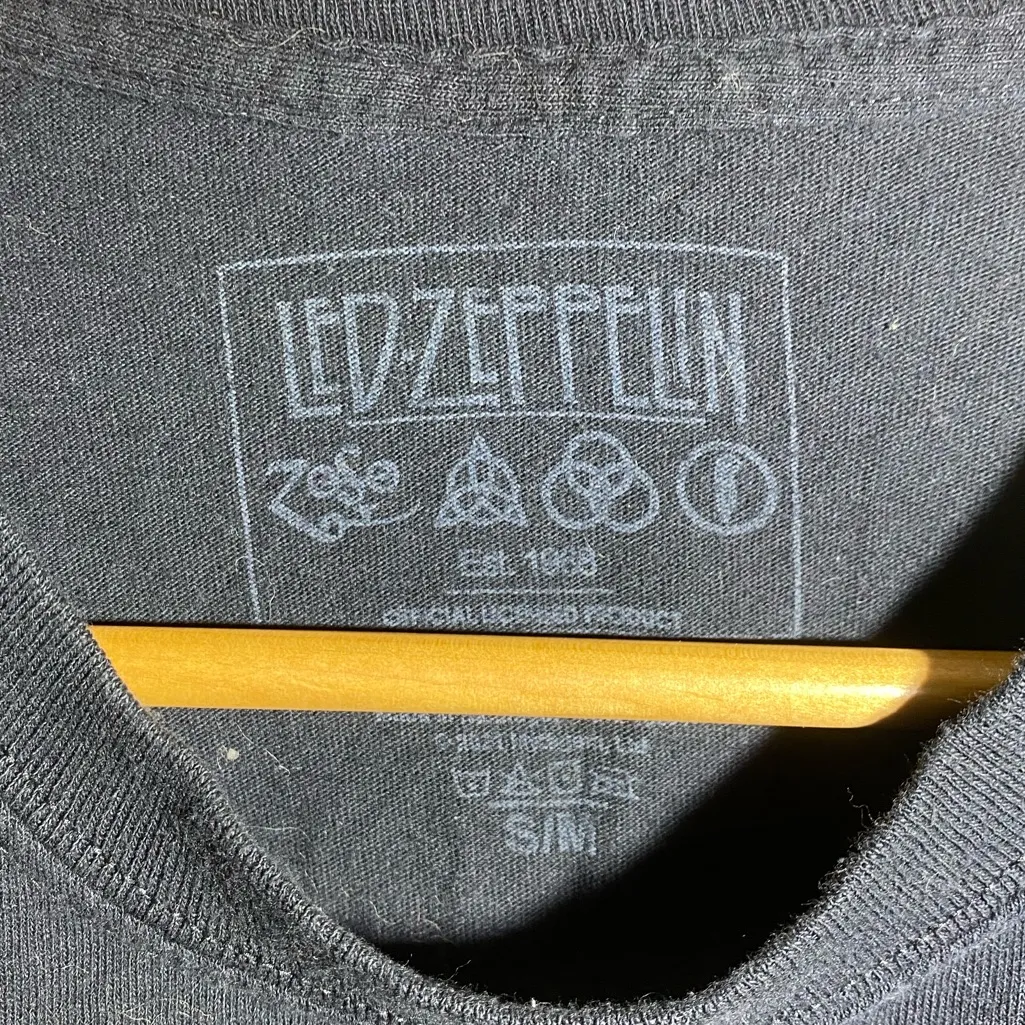 Led‎ Zeppelin Unisex US Tour 1975 Black Long Sleeve Pullover ( S/M ) Size M - Image 5