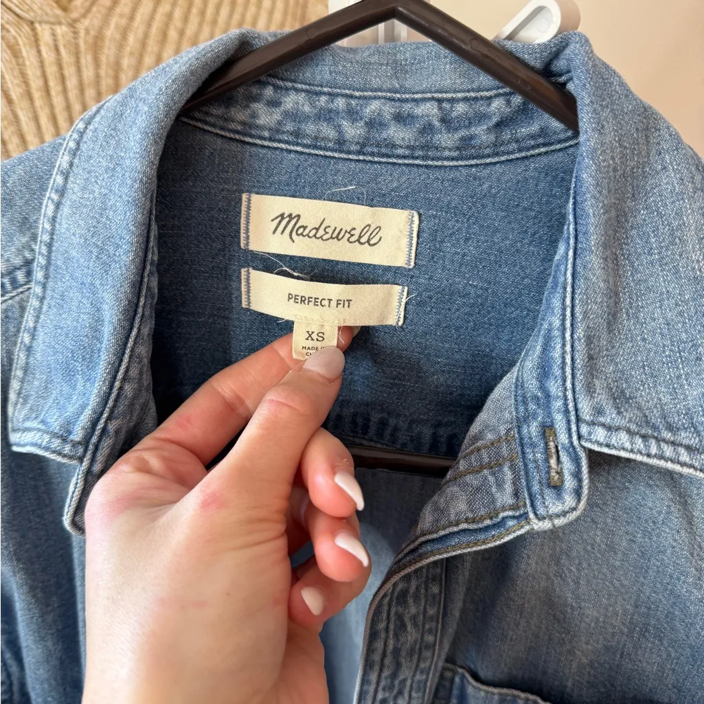 Madewell Light Blue Denim Jacket - Image 2
