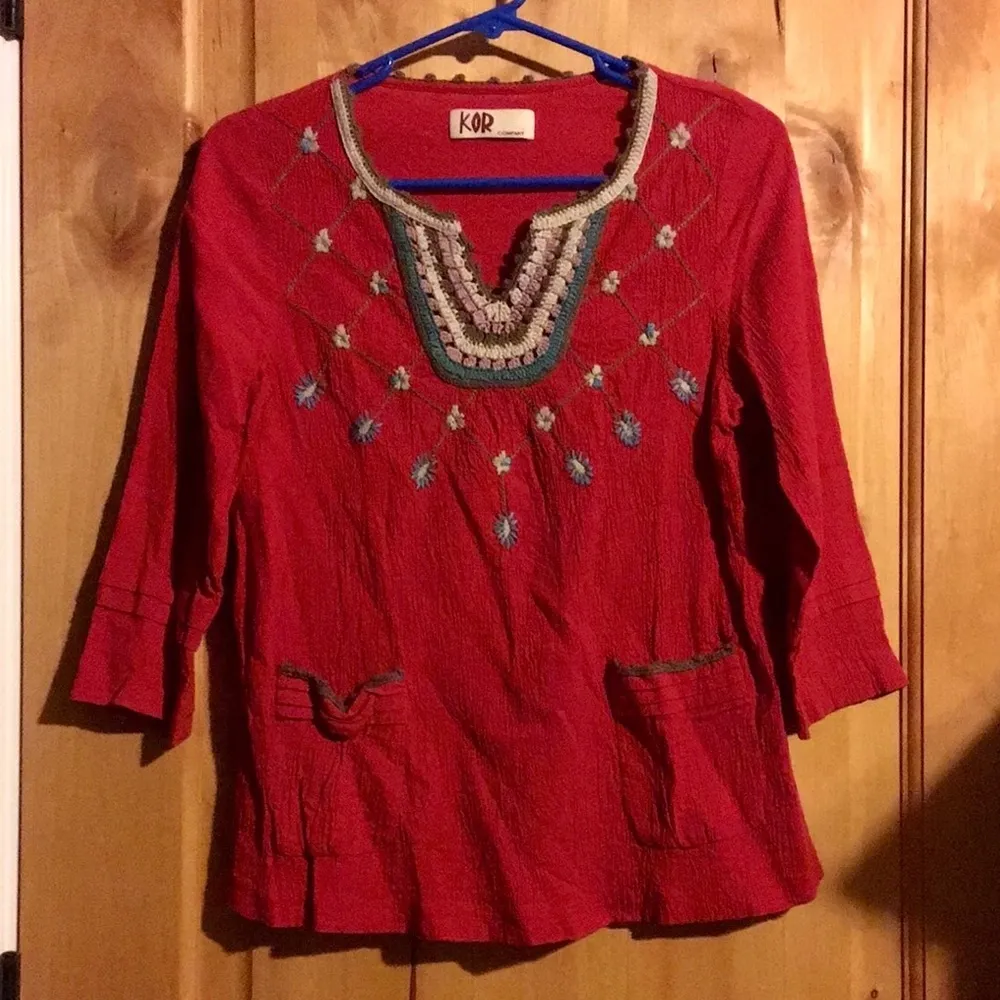 Anthro KOR Company Red Embroidered Multi-Color Yoke Style Boho Top EUC XS - Image 4