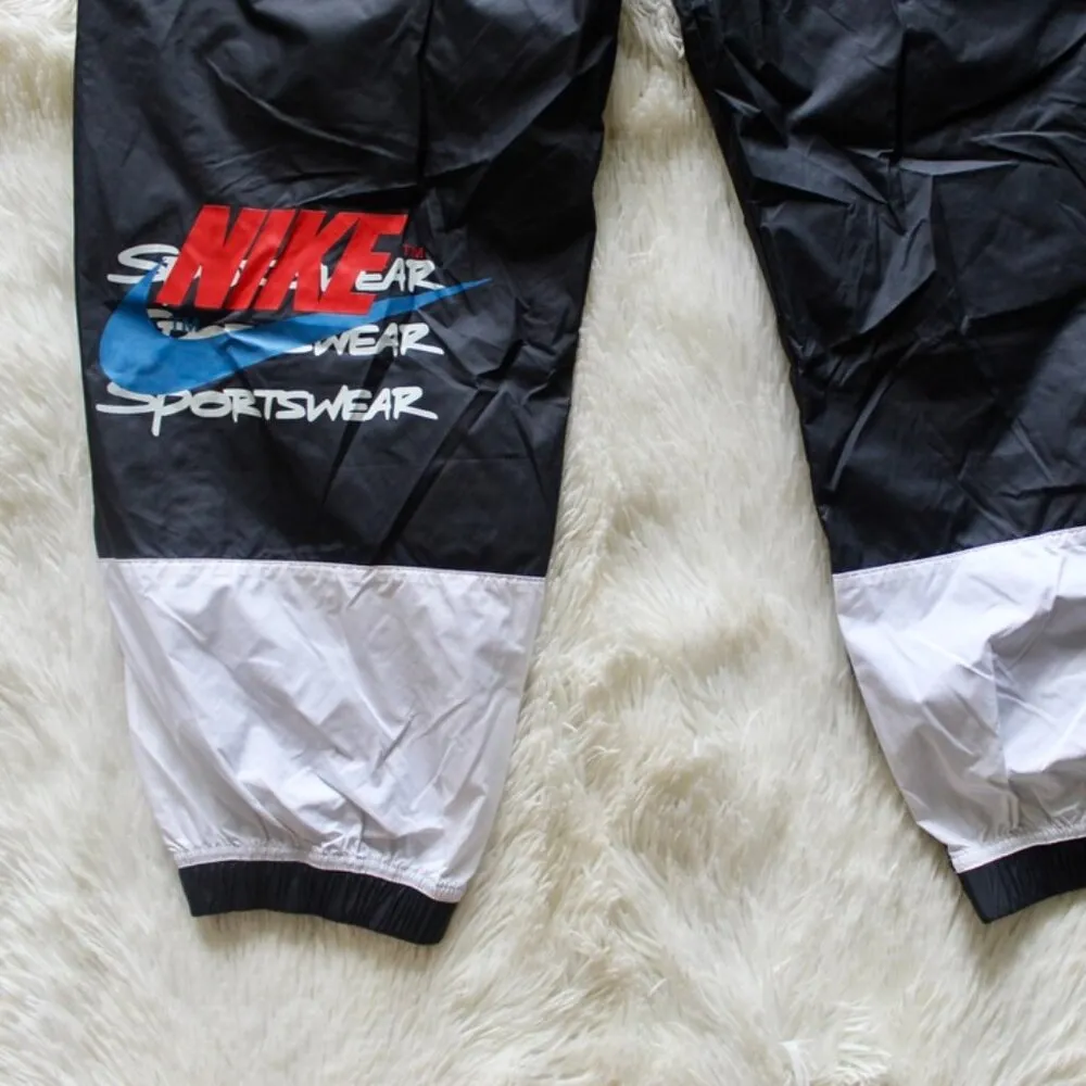 Nike  Windbreaker Pants - Image 3